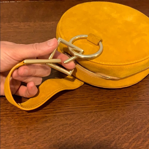 Suede clutch by Tara Zadeh - Picture 5 of 8